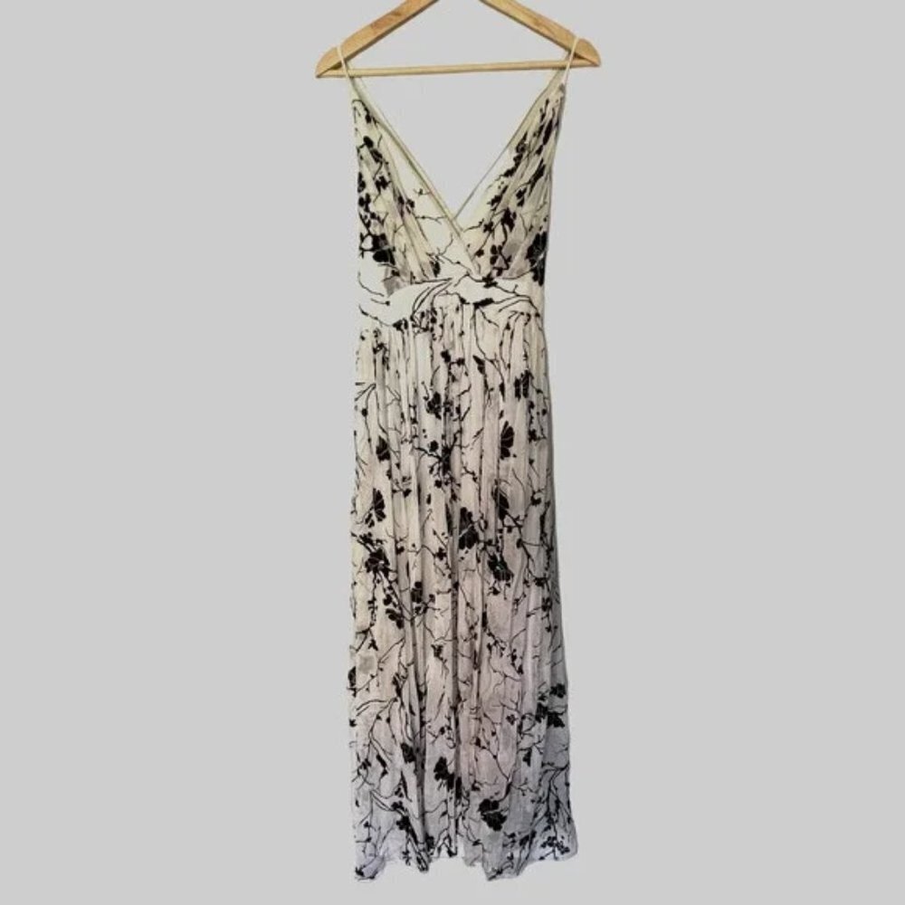 Meghan Los Angeles ENCHANTED GARDEN MAXI DRESS White & Black Floral Size Large